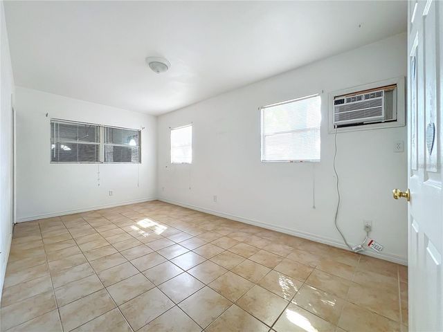 25 E CHESLEY AVENUE, Eustis, FL 32726