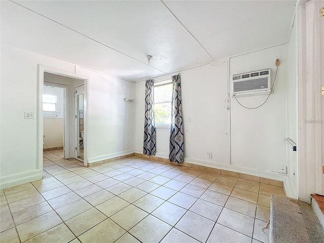 25 E CHESLEY AVENUE, Eustis, FL 32726