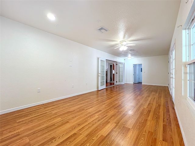 25 E CHESLEY AVENUE, Eustis, FL 32726