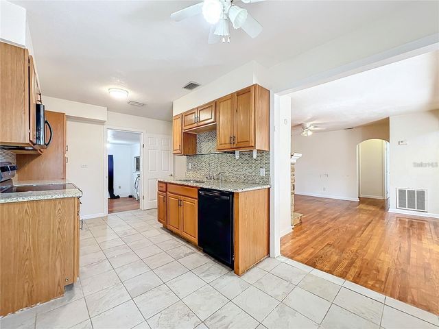 25 E CHESLEY AVENUE, Eustis, FL 32726