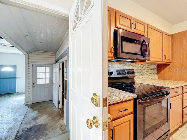 25 E CHESLEY AVENUE, Eustis, FL 32726