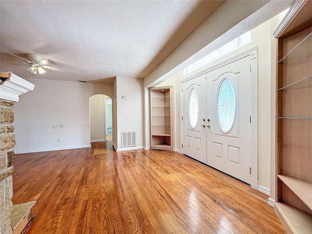 25 E CHESLEY AVENUE, Eustis, FL 32726