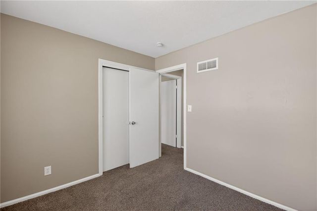 11612 Sycamore Drive, Kansas City, KS 64134