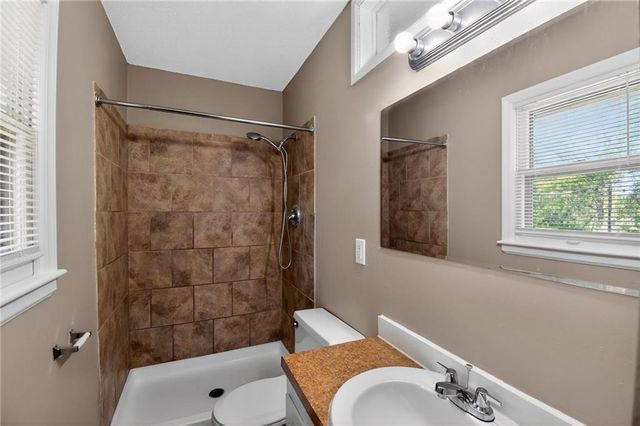 11612 Sycamore Drive, Kansas City, KS 64134