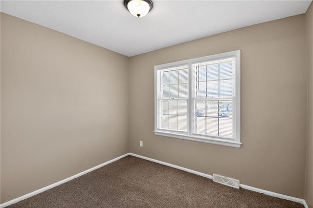 11612 Sycamore Drive, Kansas City, KS 64134