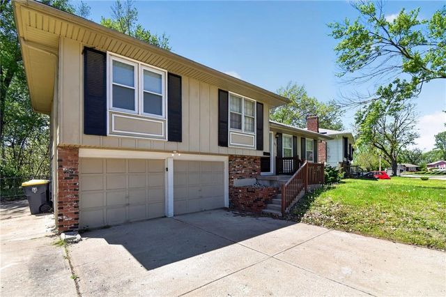 11612 Sycamore Drive, Kansas City, KS 64134