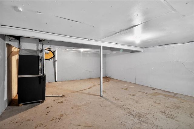 11612 Sycamore Drive, Kansas City, KS 64134