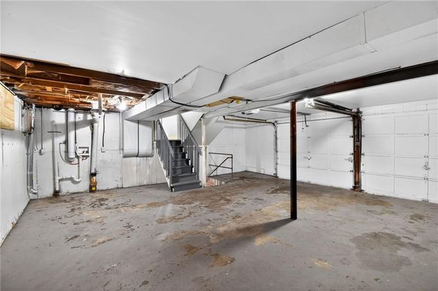 11612 Sycamore Drive, Kansas City, KS 64134