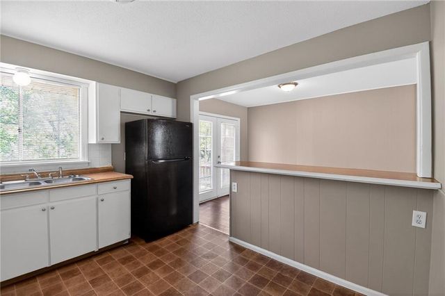 11612 Sycamore Drive, Kansas City, KS 64134