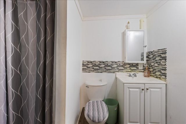 33 Ninth Ave, Haverhill, MA 01830