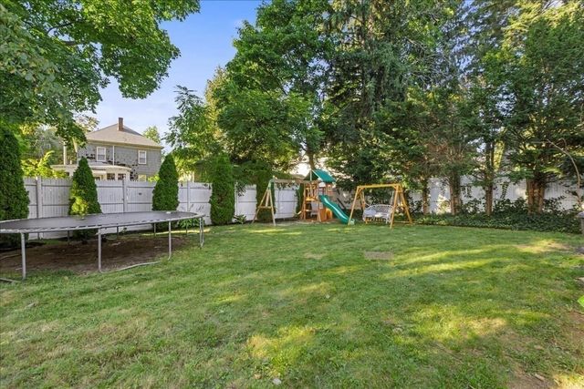 33 Ninth Ave, Haverhill, MA 01830