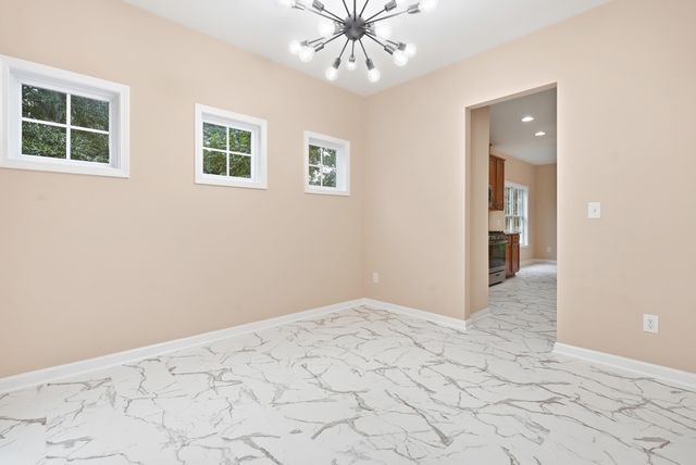 8446 Middle River Way, North Charleston, SC 29420