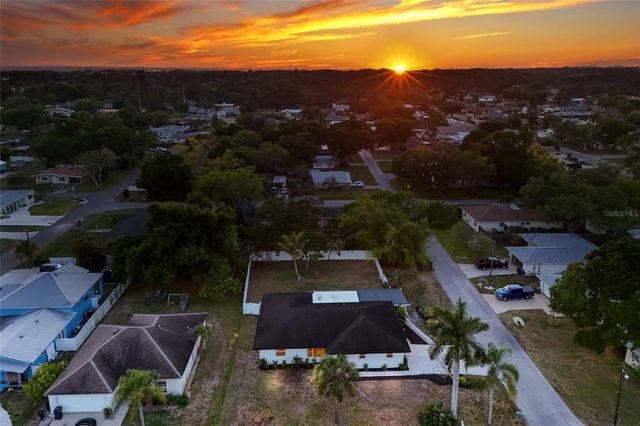 120 43RD STREET NW, Bradenton, FL 34209