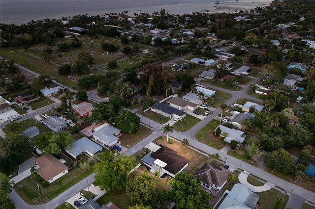 120 43RD STREET NW, Bradenton, FL 34209