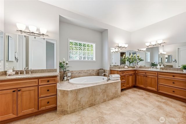 24270 NE 131st Terrace, Redmond, WA 98053