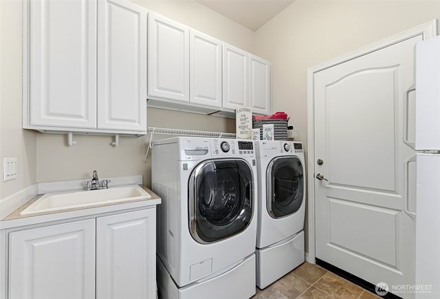 24270 NE 131st Terrace, Redmond, WA 98053