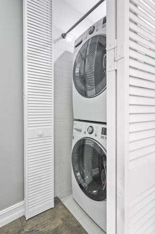 2056 Windward Way, Jupiter, FL 33477