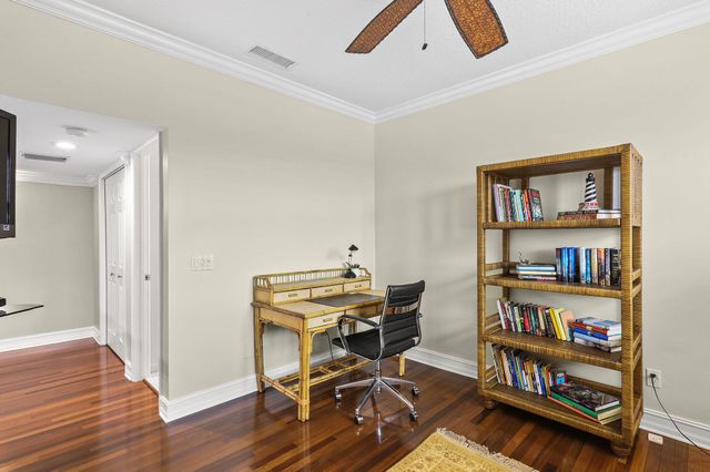 2056 Windward Way, Jupiter, FL 33477