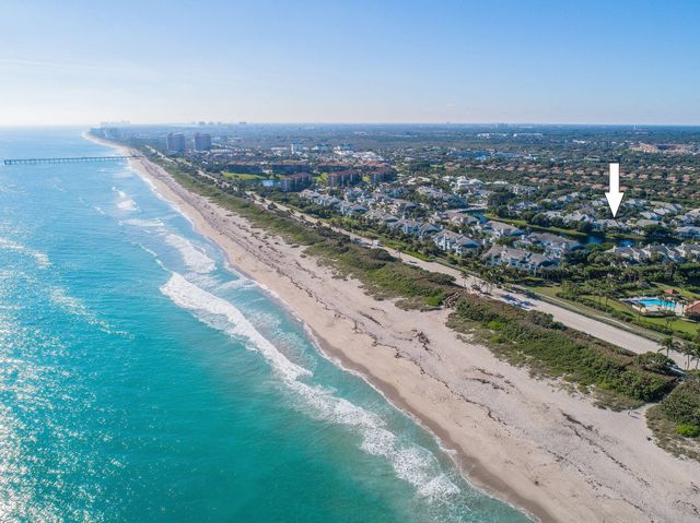 2056 Windward Way, Jupiter, FL 33477