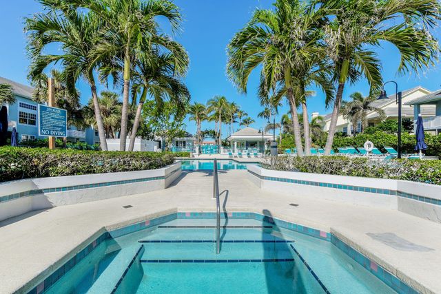 2056 Windward Way, Jupiter, FL 33477