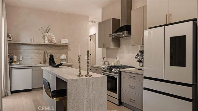 8840 Ashcroft Avenue, West Hollywood, CA 90048