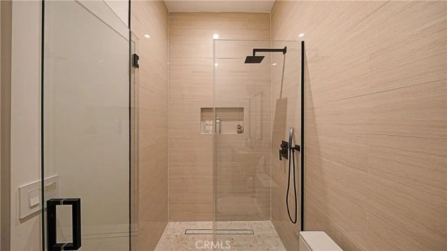 8840 Ashcroft Avenue, West Hollywood, CA 90048