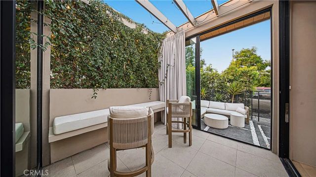 8840 Ashcroft Avenue, West Hollywood, CA 90048