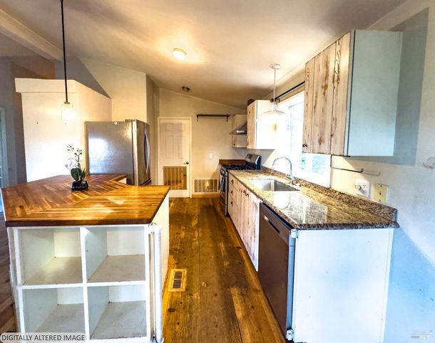 14475 Poonkinney Rd, Dos Rios, CA 95429