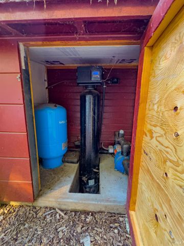 14475 Poonkinney Rd, Dos Rios, CA 95429