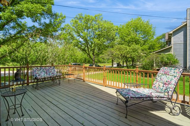 128 Forest Avenue, Riverside, IL 60546