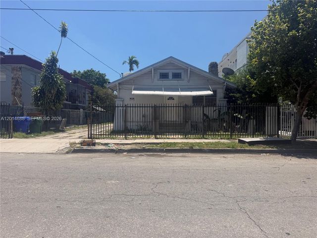1236 NW 5th Street, Miami, FL 33125