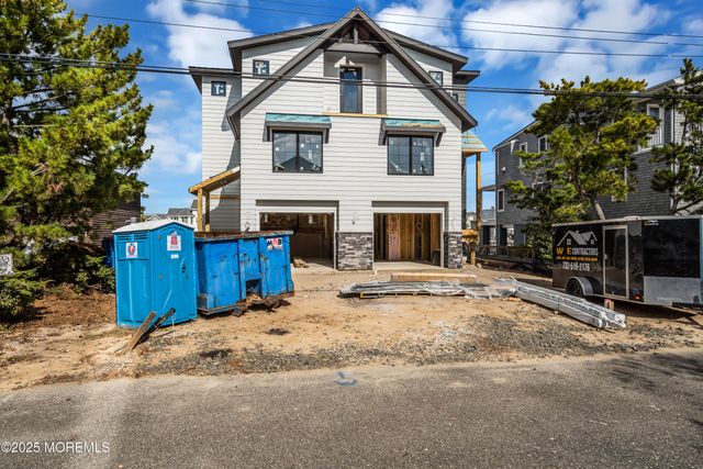 17 Lange Avenue, Harvey Cedars, NJ 08008