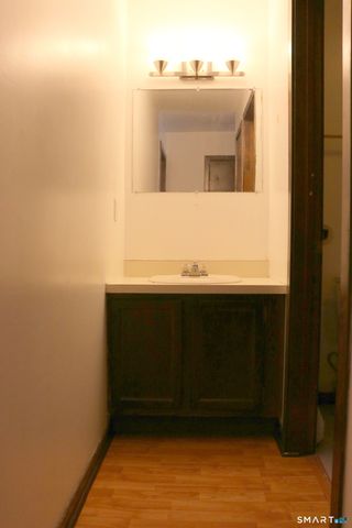 279 Redstone Hill Road APT 58, Bristol, CT 06010