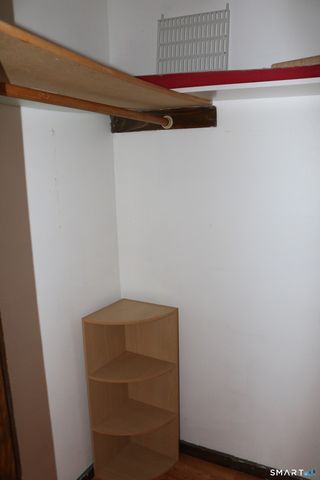 279 Redstone Hill Road APT 58, Bristol, CT 06010