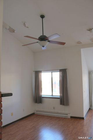 279 Redstone Hill Road APT 58, Bristol, CT 06010