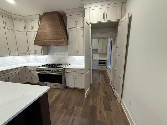 1125 Chickering Park Dr, Nashville, TN 37215