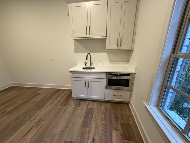 1125 Chickering Park Dr, Nashville, TN 37215