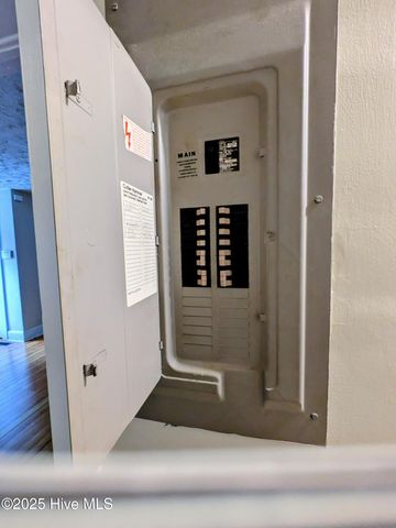 1004 Ward Street, Greenville, NC 27834