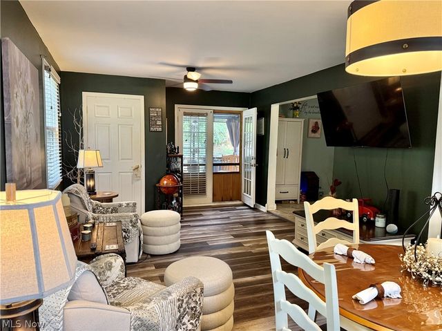 1207 N 9th Street, Martins Ferry, OH 43935