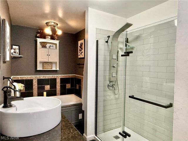 1207 N 9th Street, Martins Ferry, OH 43935