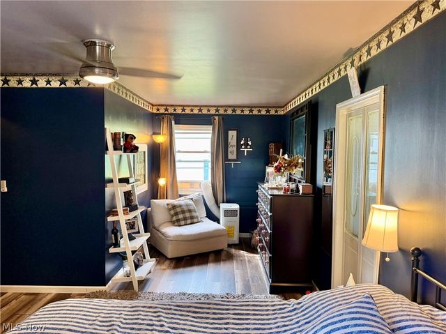 1207 N 9th Street, Martins Ferry, OH 43935