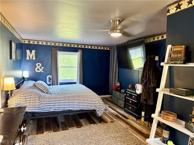 1207 N 9th Street, Martins Ferry, OH 43935