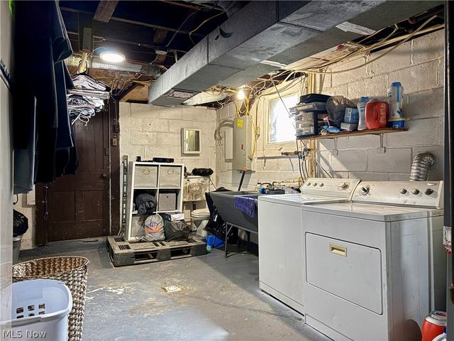 1207 N 9th Street, Martins Ferry, OH 43935