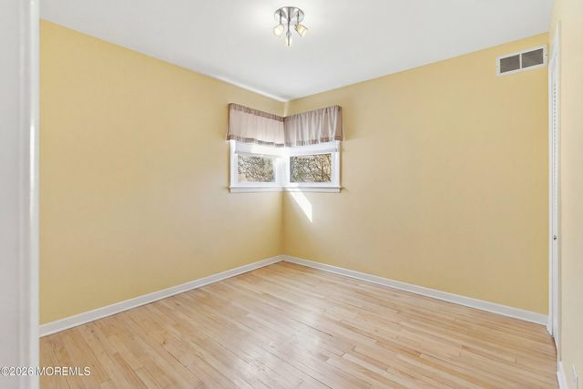 59 Holly Avenue, Hazlet, NJ 07734