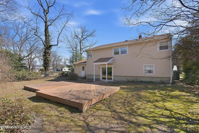 59 Holly Avenue, Hazlet, NJ 07734