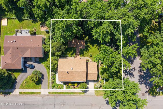 59 Holly Avenue, Hazlet, NJ 07734