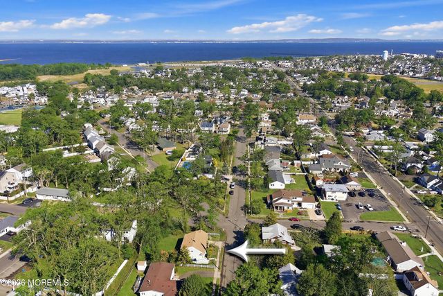 59 Holly Avenue, Hazlet, NJ 07734