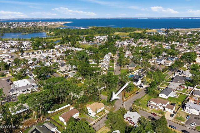 59 Holly Avenue, Hazlet, NJ 07734