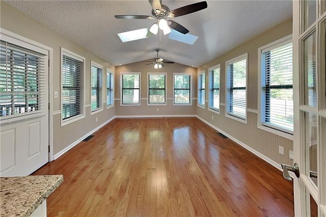 6187 Brookside Lane, Acworth, GA 30102