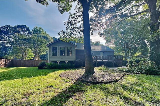 6187 Brookside Lane, Acworth, GA 30102